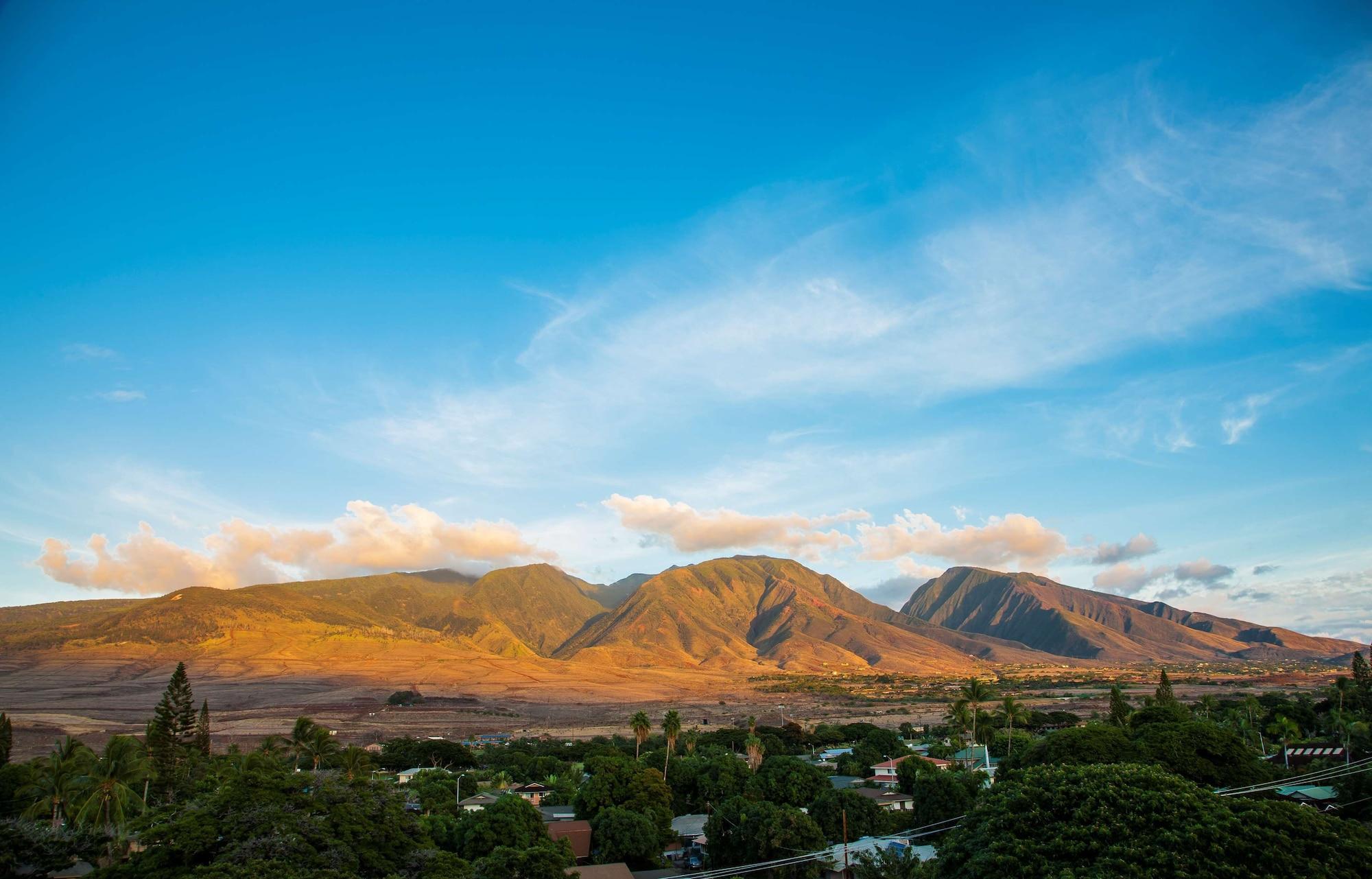 Lahaina Shores Beach Resort Экстерьер фото