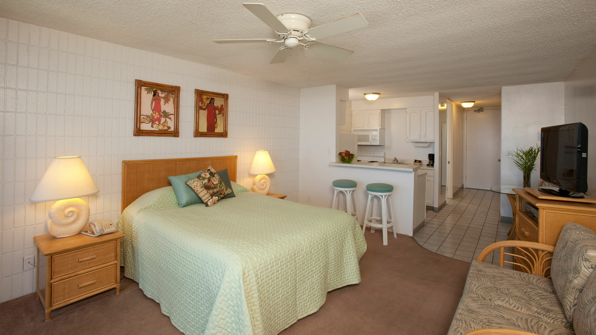 Lahaina Shores Beach Resort Экстерьер фото